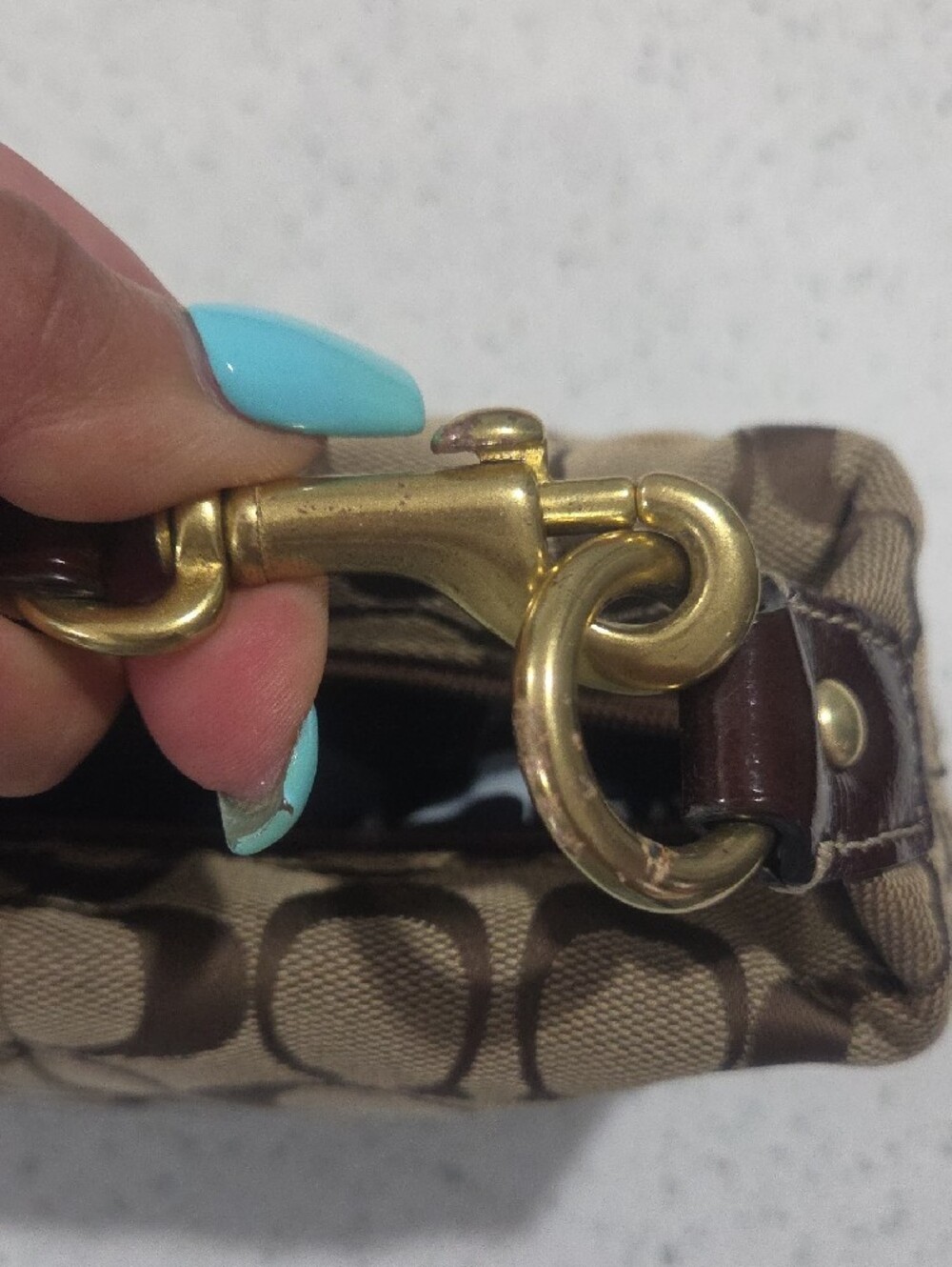 Vintage Coach Brown Signature Jacquard Bag with Dark Brown Trim - Picture 7 of 13